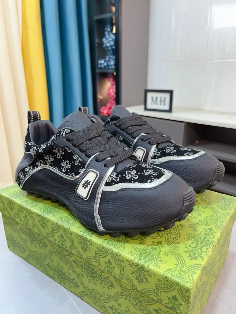 Men's shoes 💰560🌹🌹【GUCCI】pop-top casual sneakers with daddy outsole, breathable and comfortable, easy to walk, a versatile style for trendy men, upper with cowhide edged outsole design➕genuine leather lining➕Gucci's popular original outsole, sports and running style, super comfortable. Code number 38-44